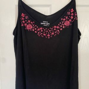 Torrid Super Soft Tank: Size: 3